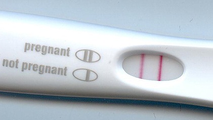 pregnancy sign with test tool